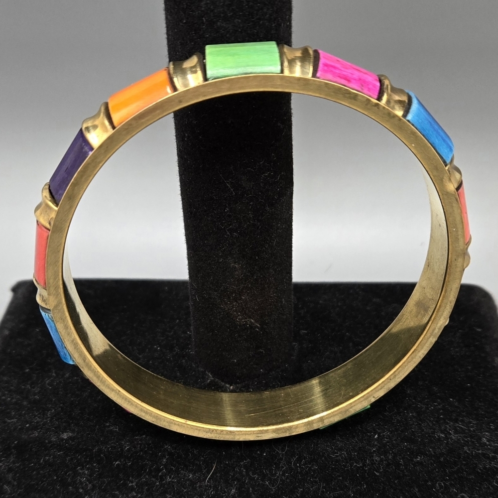 Dyed Bone & Brass Bangle Bracelet Size 7½  Width ½" - Picture 3 of 4